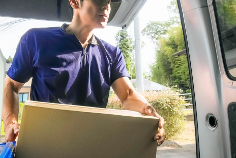 荷物の運び出し