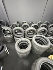 タイヤが続々入荷中です!